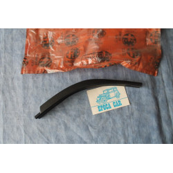 ALFASUD TI FRONT BUMPER SIDE RUBBER AR 105436