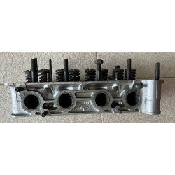 TESTA MOTORE PER FIAT 850 SPORT COUPE  100 GBC  COD 4183553 USATA CON VALVOLE