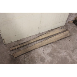 MAGGIOLINO (?) COPPIA PEDANE USATE  