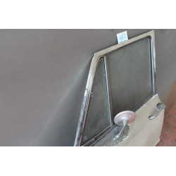 DOOR USED FRONT LEFT RESTORED  ( 2  MODEL)
