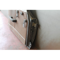 DOOR USED FRONT LEFT RESTORED  ( 2  MODEL)