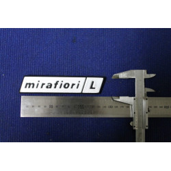 FIAT 131   MIRAFIORI L    PLASTICA