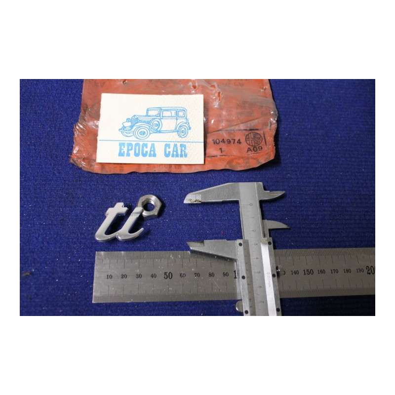SCRITTA "ti" SPESSORE FINE  METALLO CROMATO