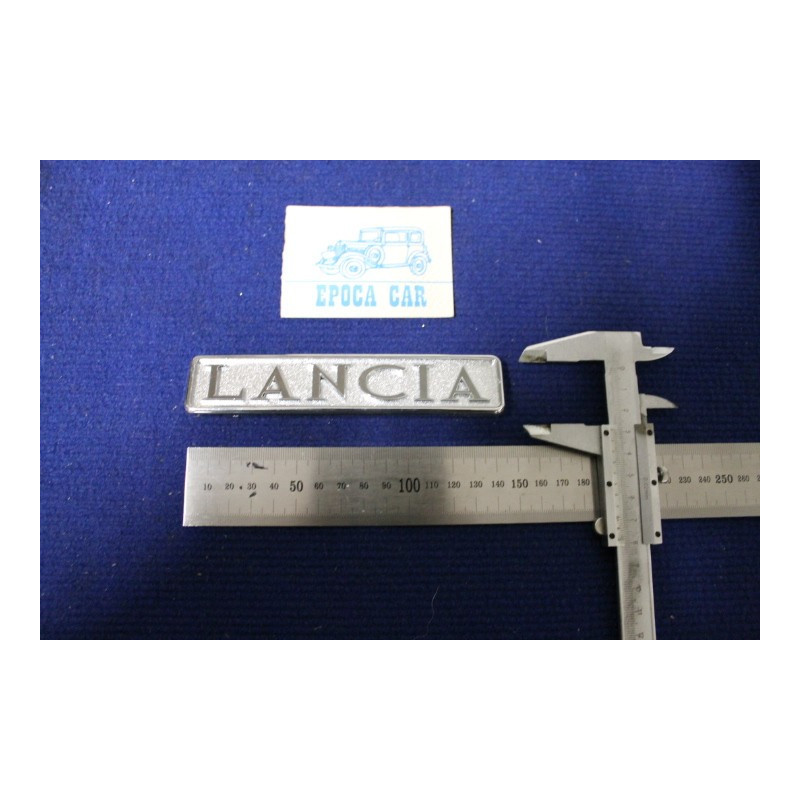 SCRITTA " LANCIA "  PLASTICA