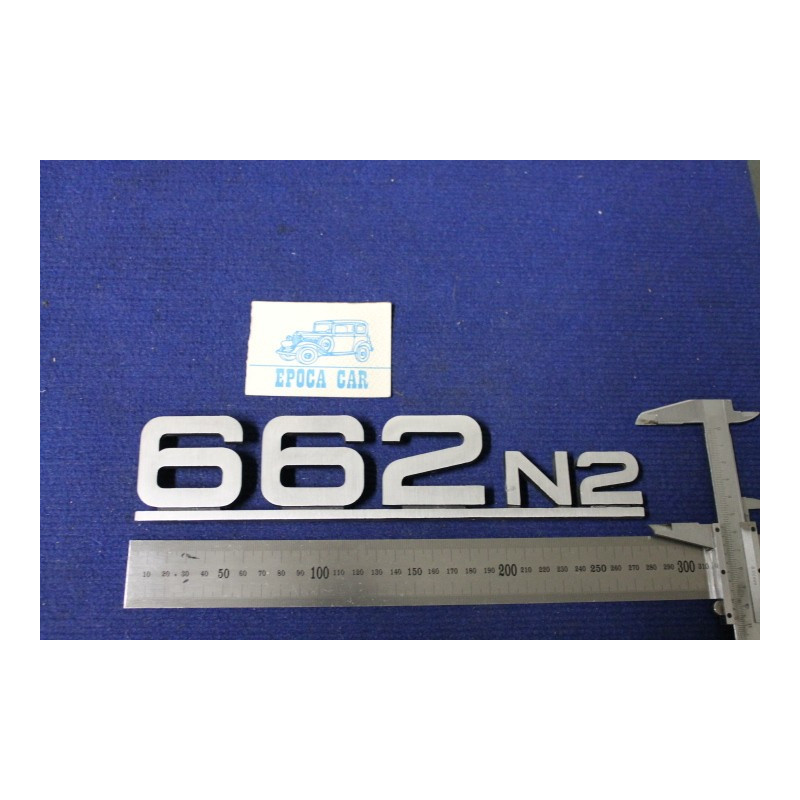 SCRITTA "662 N 2"   METALLO OPACO