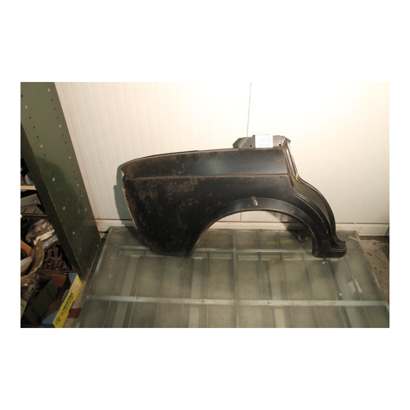 128 CL RIGHT POSTERIOR FENDER