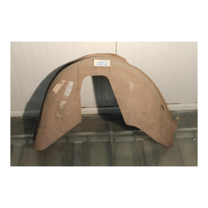124  LEFT REAR WHEELHOUSING (4248496)