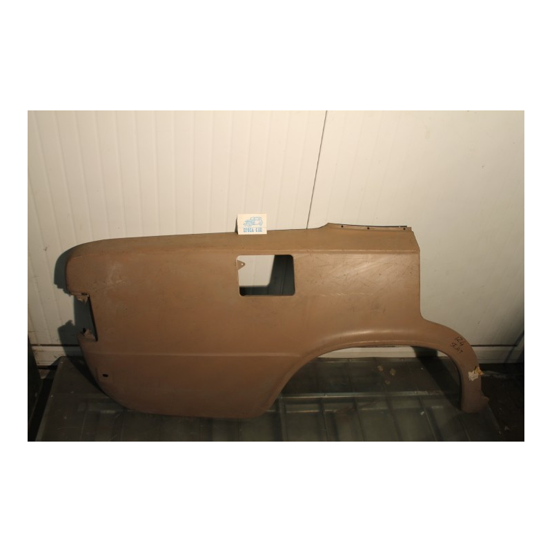 124 (SEAT)  PARAFANGO POSTERIORE DESTRO