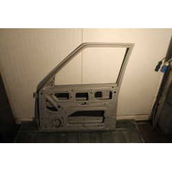 REGATA  RIGHT FRONT DOOR   7572107
