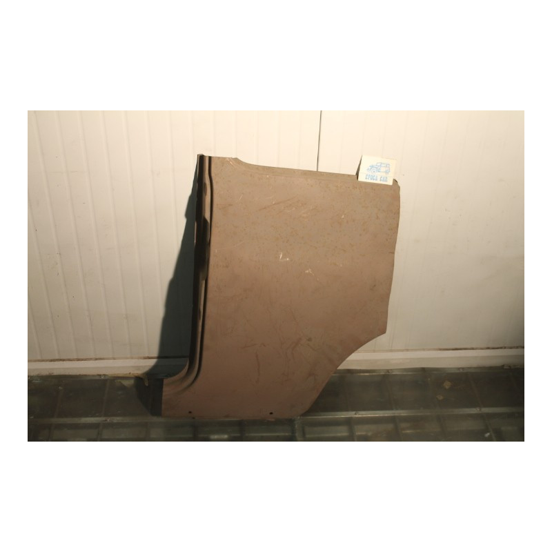 500  F L R   HELF RIGHT FENDER WITH ROUND ROOF