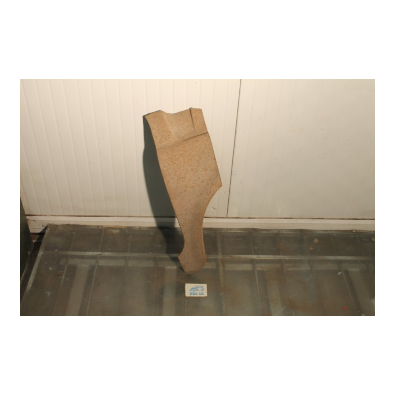 500  A FOURTH FRONT RIGHT FENDER