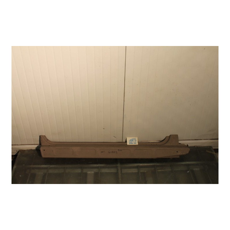 500 GIARDINIERA  COUPLE INSIDE DOOR SILL