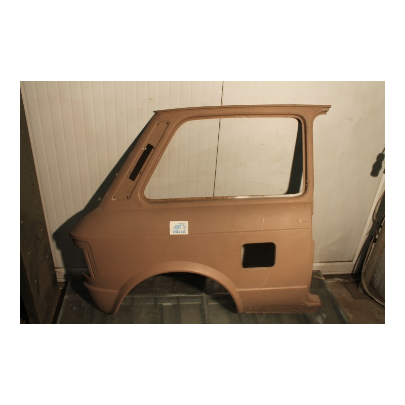 A 112  ( 1975 ) REAR RIGHT FENDER