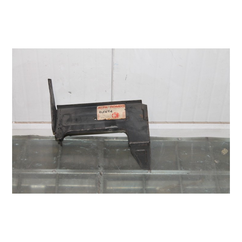 ALFETTA 1600-1800-GT  SUPPORTO SCOCCA ANTERIORE  116005006801