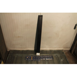 A 112 LEFT DOOR PLASTIC MOLDING