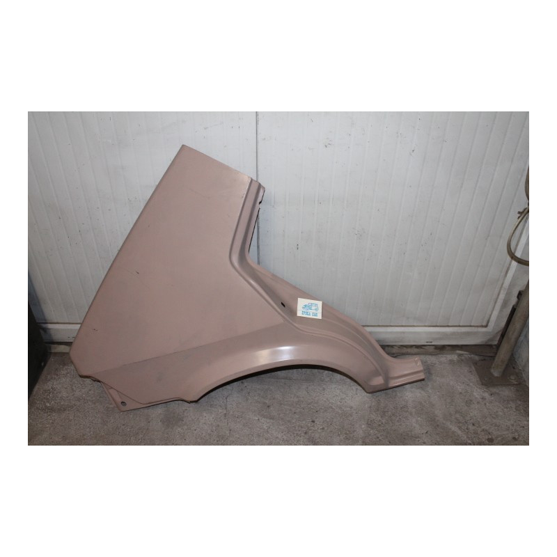 REAR FENDER RIGHT