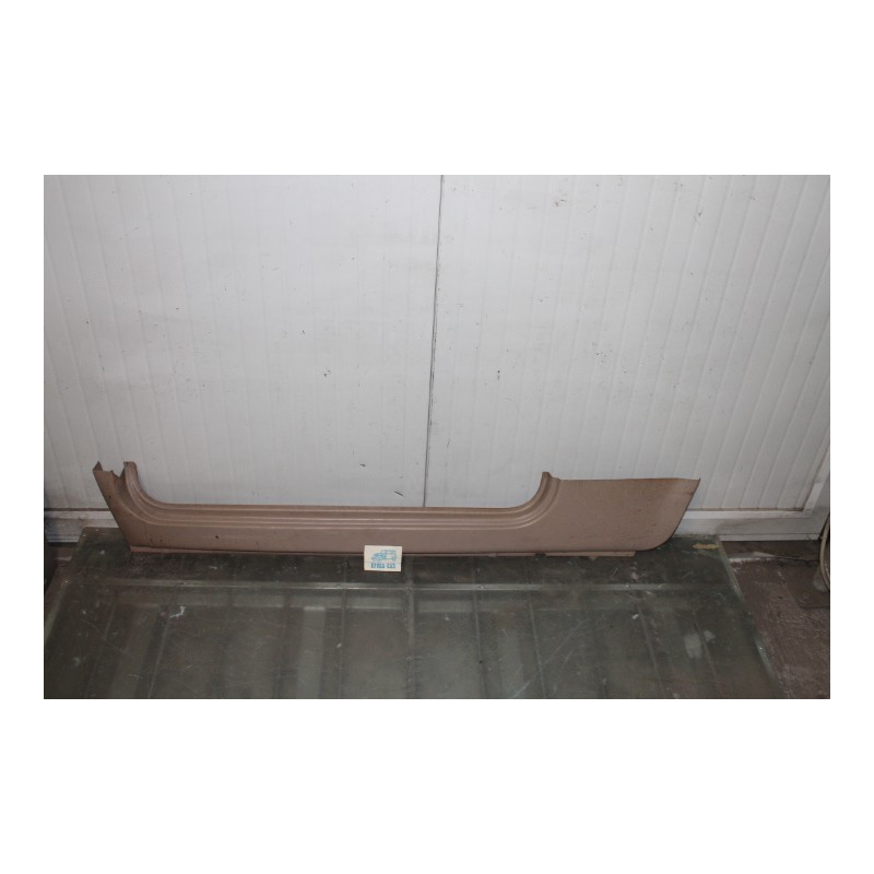 FIAT 500 F-L  LEFT DOOR-SILL   LONG TYPE