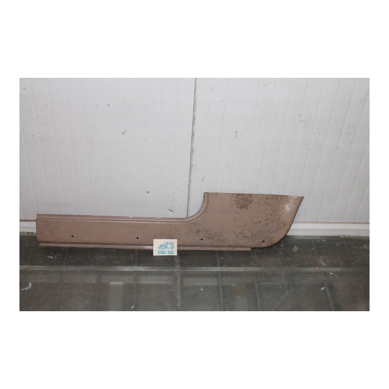 500 D  MEZZO SOTTOPORTA SX