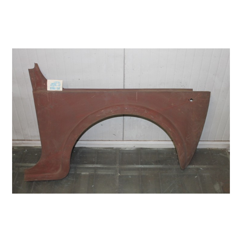 1100 D  RIGHT FRONT FENDER
