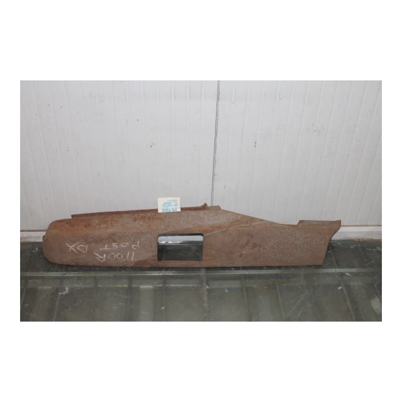 1100 R  TEGOLO POSTERIORE DX  RIF. 4142860