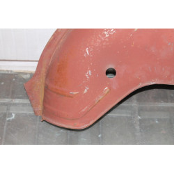 1100  (?)   WHEEL HOUSING  ( LEFT OR RIGHT ?)