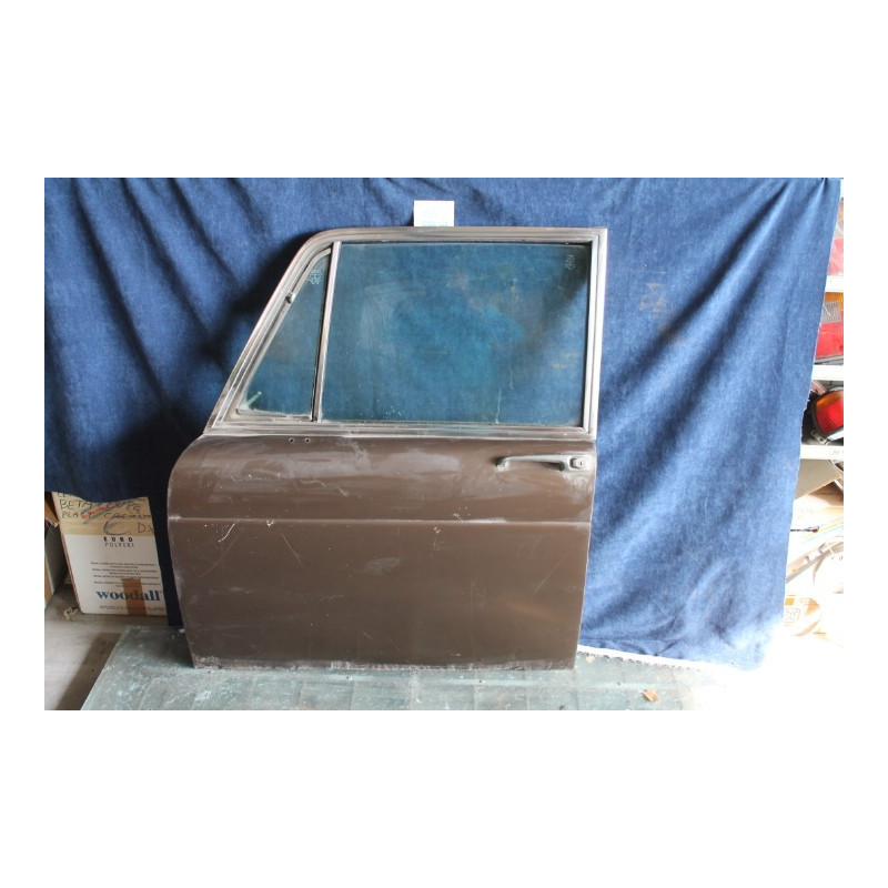 LANCIA  2000 BERLINA   PORTA ANTERIORE SX USATA