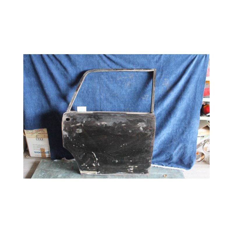 FULVIA  BERLINA ?    REAR RIGHT DOOR  1512016