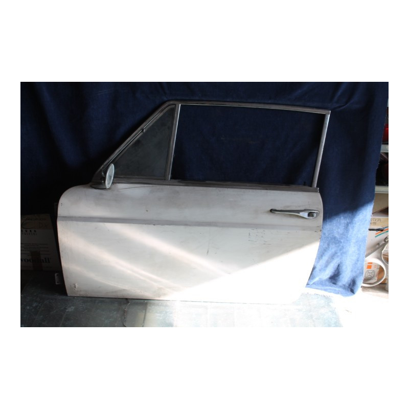 FLAVIA COUPE' 2000   USED LEFT DOOR WITH GLASS AND DRIVING MIRROR