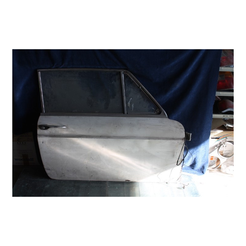 FLAVIA COUPE' 2000  USED RIGHT DOOR WITH GLASS
