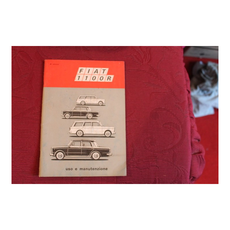 1100 R    USE AND SERVICE BOOK (8° EDITION 1968)