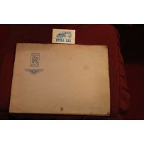 BROCHURE ILLUSTRATIVO DELLA PRODUZINE ROLLS ROYCE DEL 1968. COMPRENDE LE 5 FOTO-INSERTO. IN ITALIANO