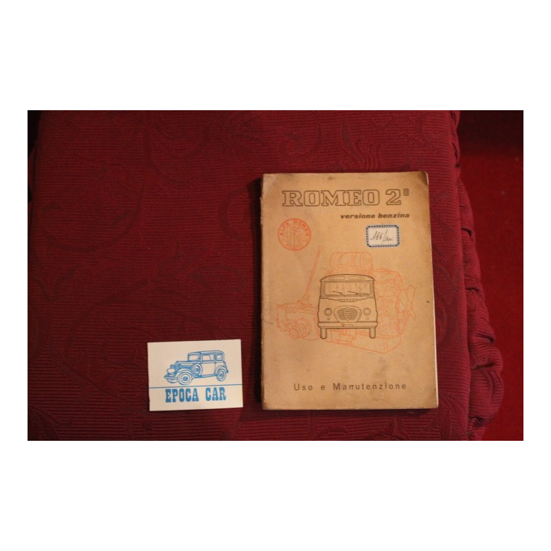 ROMEO 2°     USE AND SERVICE BOOK (1964) cover with little defects