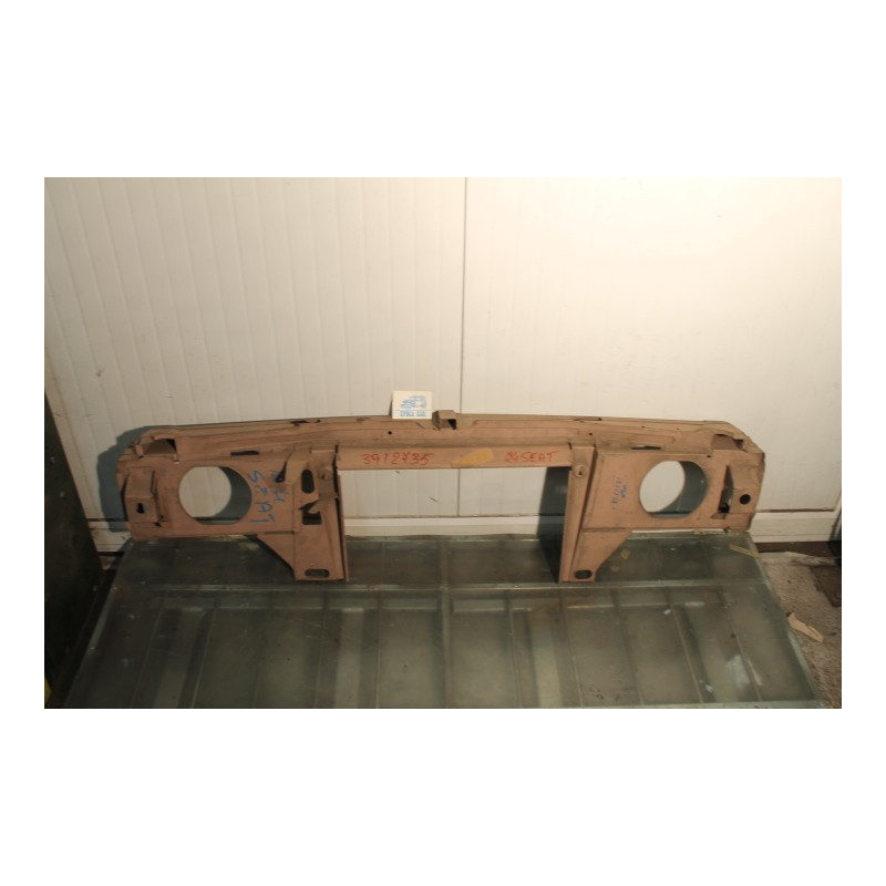 124 SEAT INSIDE FRONT  PANEL 3912735
